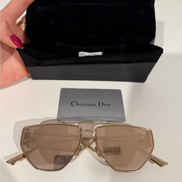 Brand New Authentic Christian Dior Sunglasses Clan
2 61mm Frame DDB11 - Picture 5 of 5
